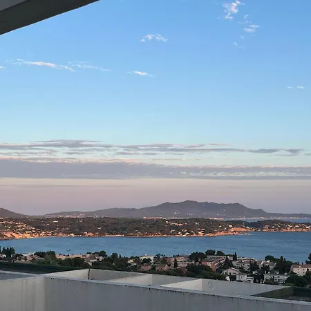 Vue Epoustouflante Sur & La 2 Pieces, Piscine Confort 4 Etoiles, Tres Calme, Terrasse Spacieuse Sans Vis A Vis, Parking Prive Standing Apartment *