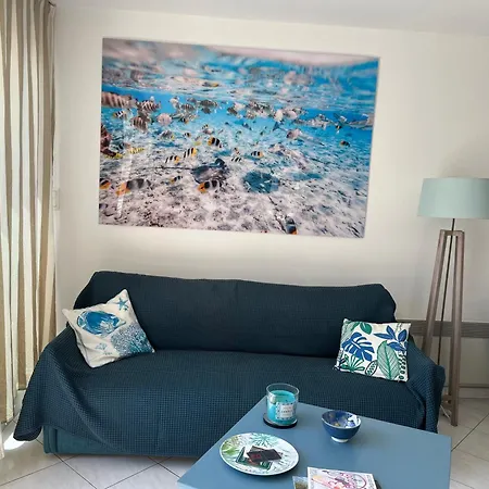 Apartment Vue Epoustouflante Sur & La 2 Pieces, Piscine Confort 4 Etoiles, Tres Calme, Terrasse Spacieuse Sans Vis A Vis, Parking Prive Standing Bandol