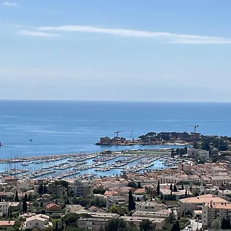 Vue Epoustouflante Sur & La 2 Pieces, Piscine Confort 4 Etoiles, Tres Calme, Terrasse Spacieuse Sans Vis A Vis, Parking Prive Standing * Bandol