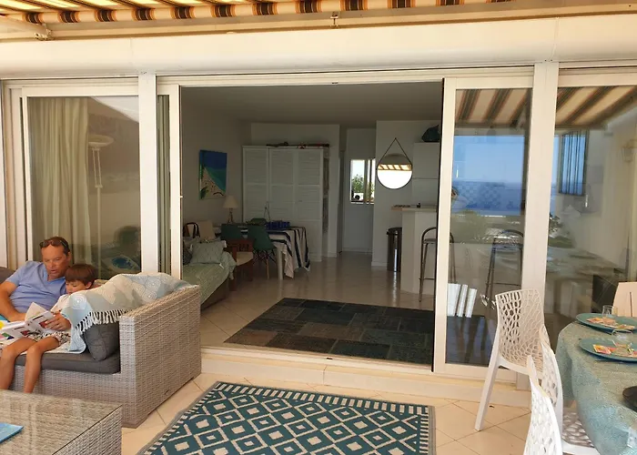 Apartament Vue Epoustouflante Sur & La 2 Pieces, Piscine Confort 4 Etoiles, Tres Calme, Terrasse Spacieuse Sans Vis A Vis, Parking Prive Standing Bandol