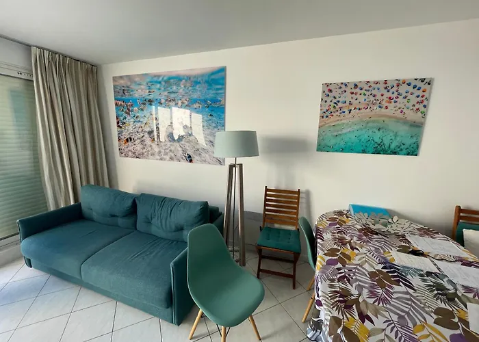 Vue Epoustouflante Sur & La 2 Pieces, Piscine Confort 4 Etoiles, Tres Calme, Terrasse Spacieuse Sans Vis A Vis, Parking Prive Standing * Bandol