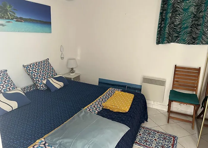 Vue Epoustouflante Sur & La 2 Pieces, Piscine Confort 4 Etoiles, Tres Calme, Terrasse Spacieuse Sans Vis A Vis, Parking Prive Standing *